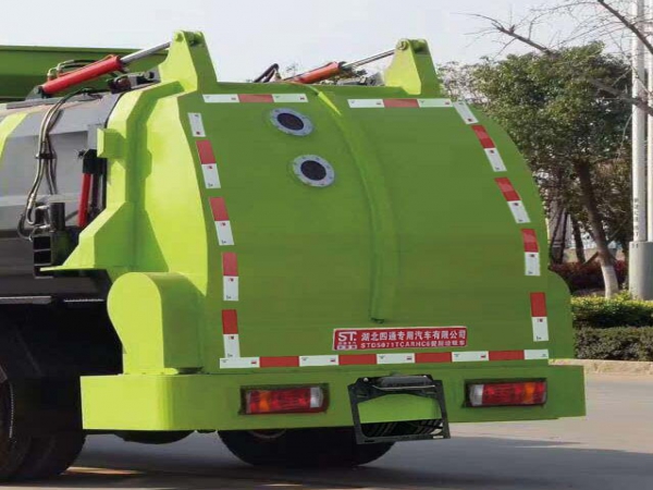 一汽輕卡國(guó)六餐廚垃圾車